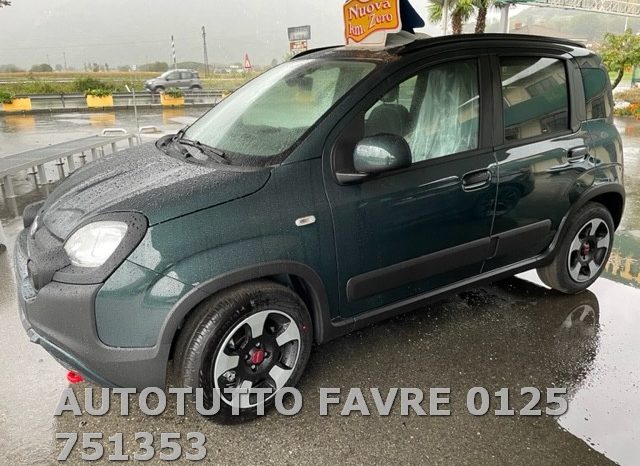 FIAT PANDA MY-23 CROSS HYBRID km 0 vari colori pieno