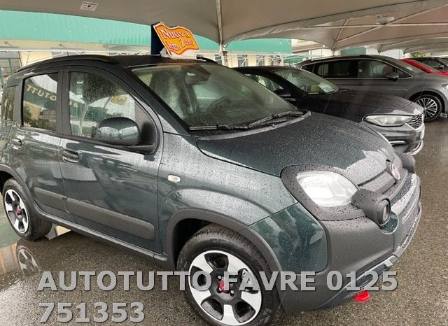 FIAT PANDA MY-23 CROSS HYBRID km 0 vari colori pieno