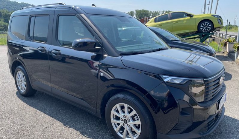 FORD TOURNEO COURIER autocarro pieno