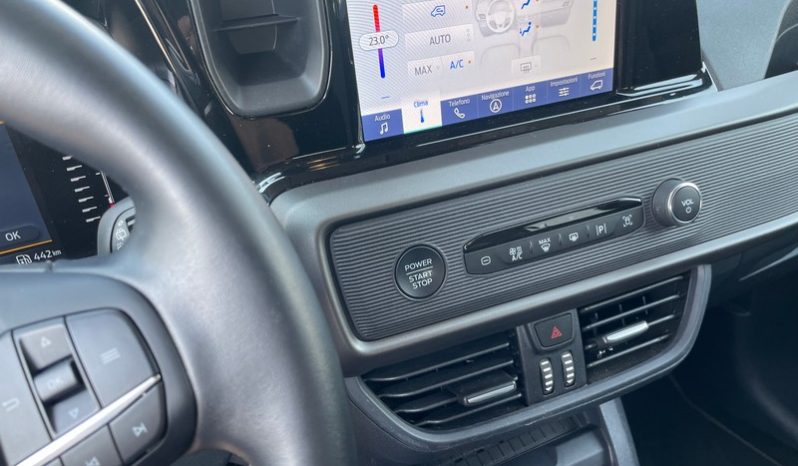 FORD TOURNEO COURIER autocarro pieno
